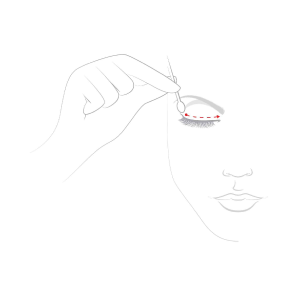 Lash Care: Use an oil-free makeup remover to loosen the glue along the lash band.